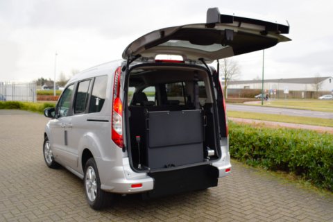 Ford Tourneo Connect WAV ramp